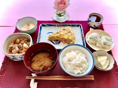 鶏そぼろとネギ入り卵焼き筑前煮長芋とみょうがの酢の物鯛の押し寿司味噌汁香の物#ぶどうの木 #ぶどうの木デイサービス #デイサービス #通所介護 #地域密着型 #地域密着型通所介護 #通所サービス #予防介護 #予防専門型通所サービス #介護 #介護事業 #高齢者 #要介護 #要支援 #健康 #福祉 #西宮市 #西宮 #みやっこケアノート #手作りランチ #あなたの大切な一日をここで #デイサービスの一日 ぶどうの木 デイサービス from Instagram