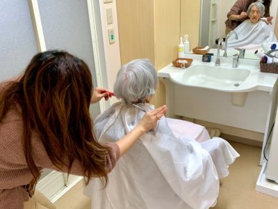 さっぱりされて喜んでくださいました ぶどうの木 デイサービス from Instagram