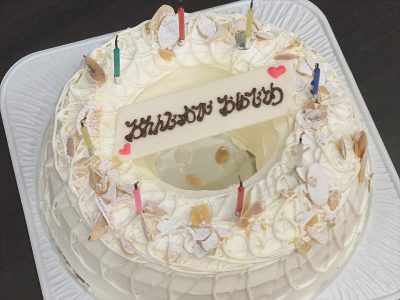 今日は11月のお誕生日会ですおめでとうございます ぶどうの木 デイサービス from Instagram